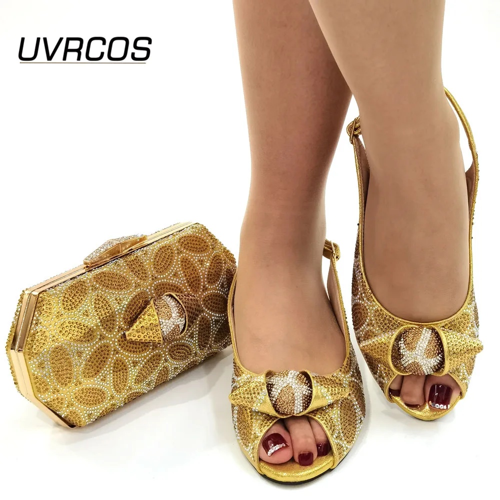 

Новинка; Женские босоножки на высоком каблуке; Блестящие с украшением в виде кристаллов в итальянском дизайне; Дамский комплект из обуви и с...