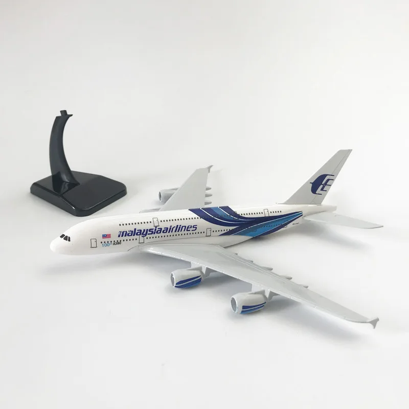

20CM Malaysia Airlines A380 Airplane Model Aircraft Toy Plane Gift