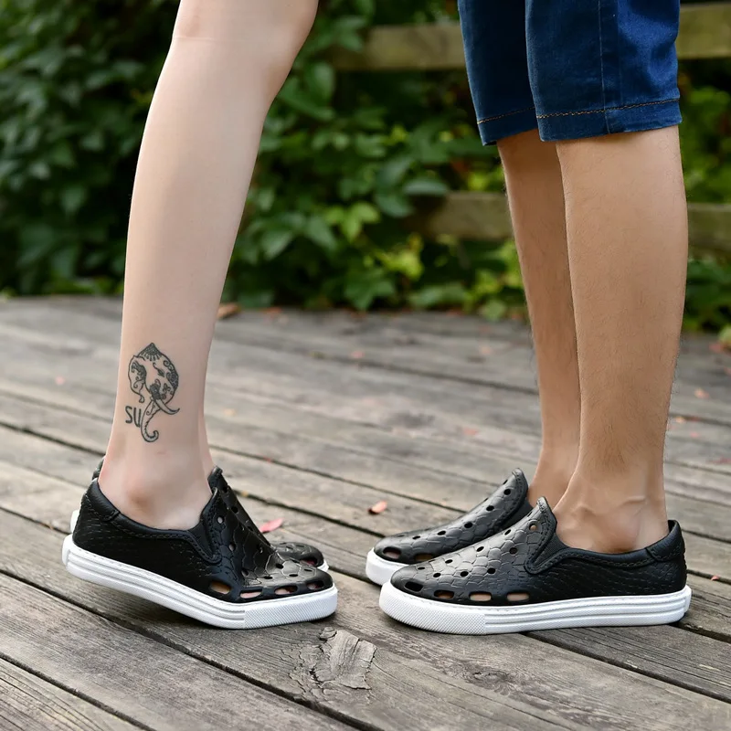 Мужские уличные сандалии удобная садовая пляжная обувь с отверстиями новые