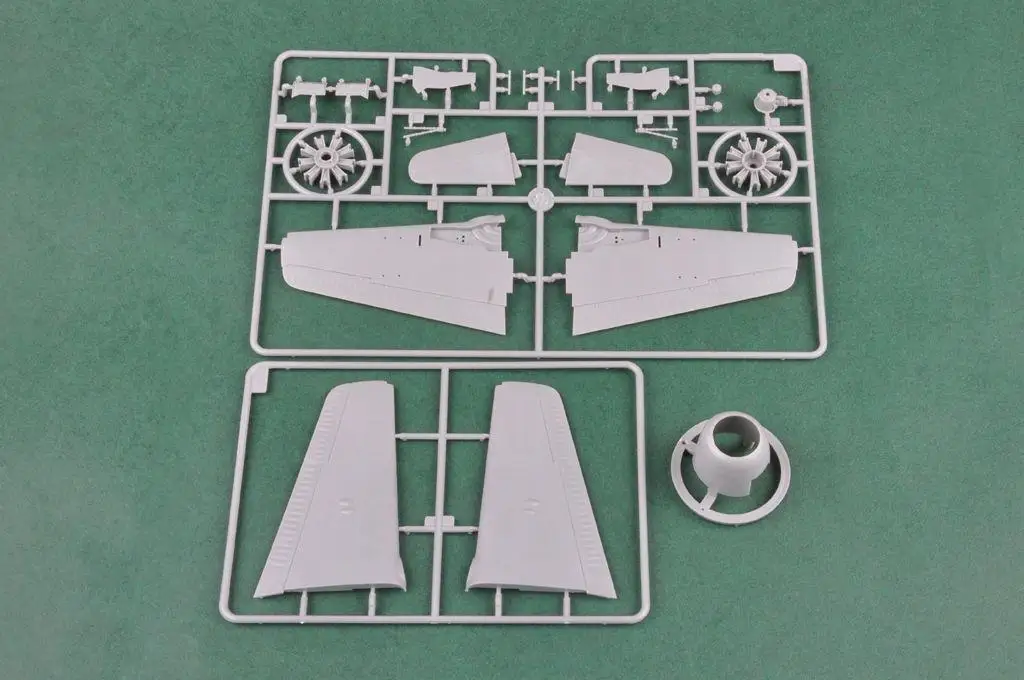 Хоббибосс 1/48 80358 Grumman F8F-2 Bearcat | Игрушки и хобби