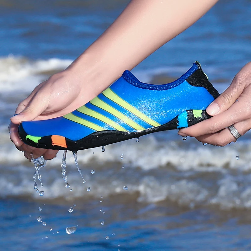 

2021 New Unisex Sneakers Swimming Shoes Water Sports Aqua Seaside Beach Surfing Slippers Upstream Light Athletic Footwear Women