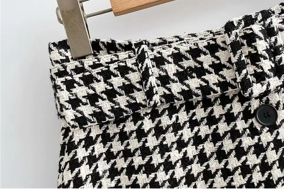 Женская твидовая юбка-карандаш в клетку винтажная однобортная средней длины с