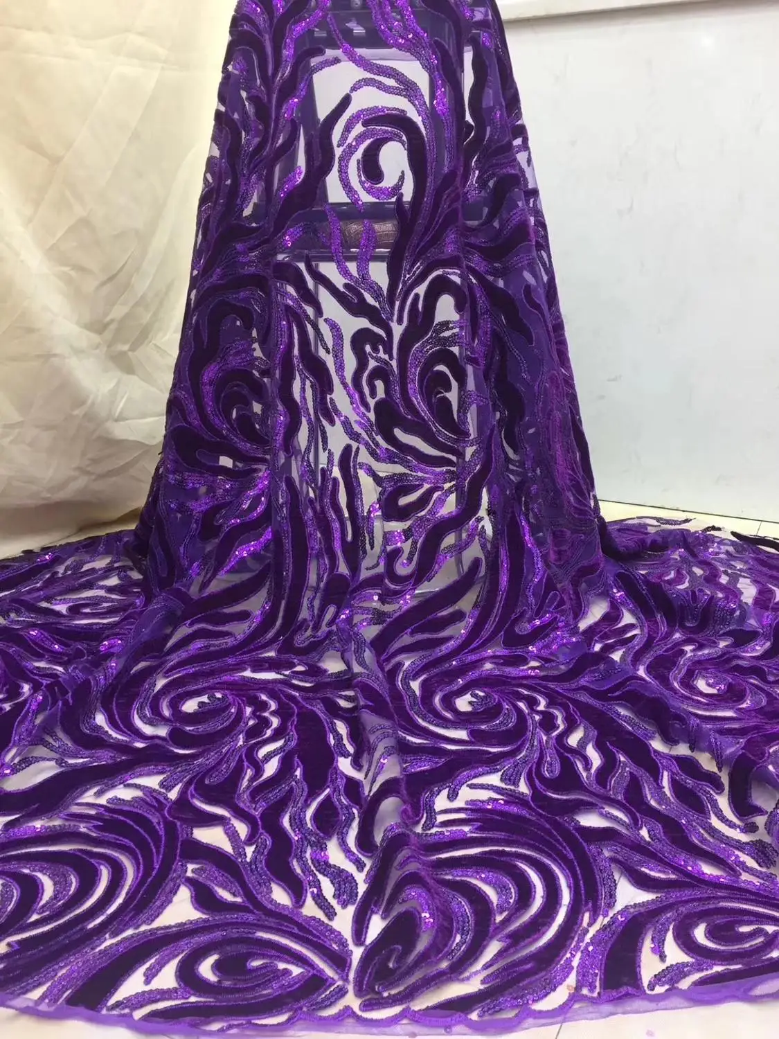 

5yards beautiful sequins velvet lace fabric good quality african velvet lace fabric for wedding dress DPSE261