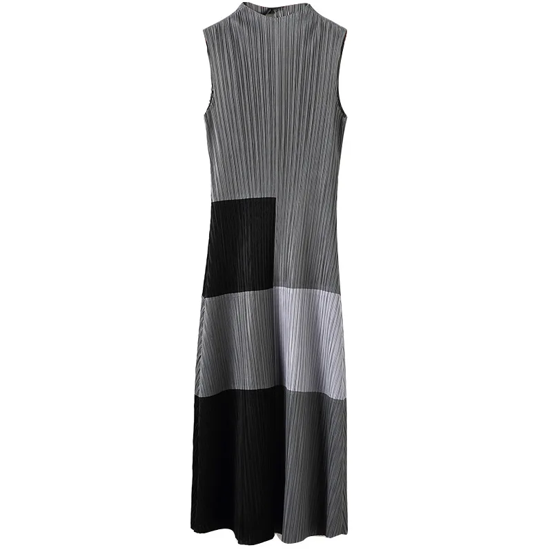

Women's Autumn And Winter Medium Length A-line Vest Pleated Dress