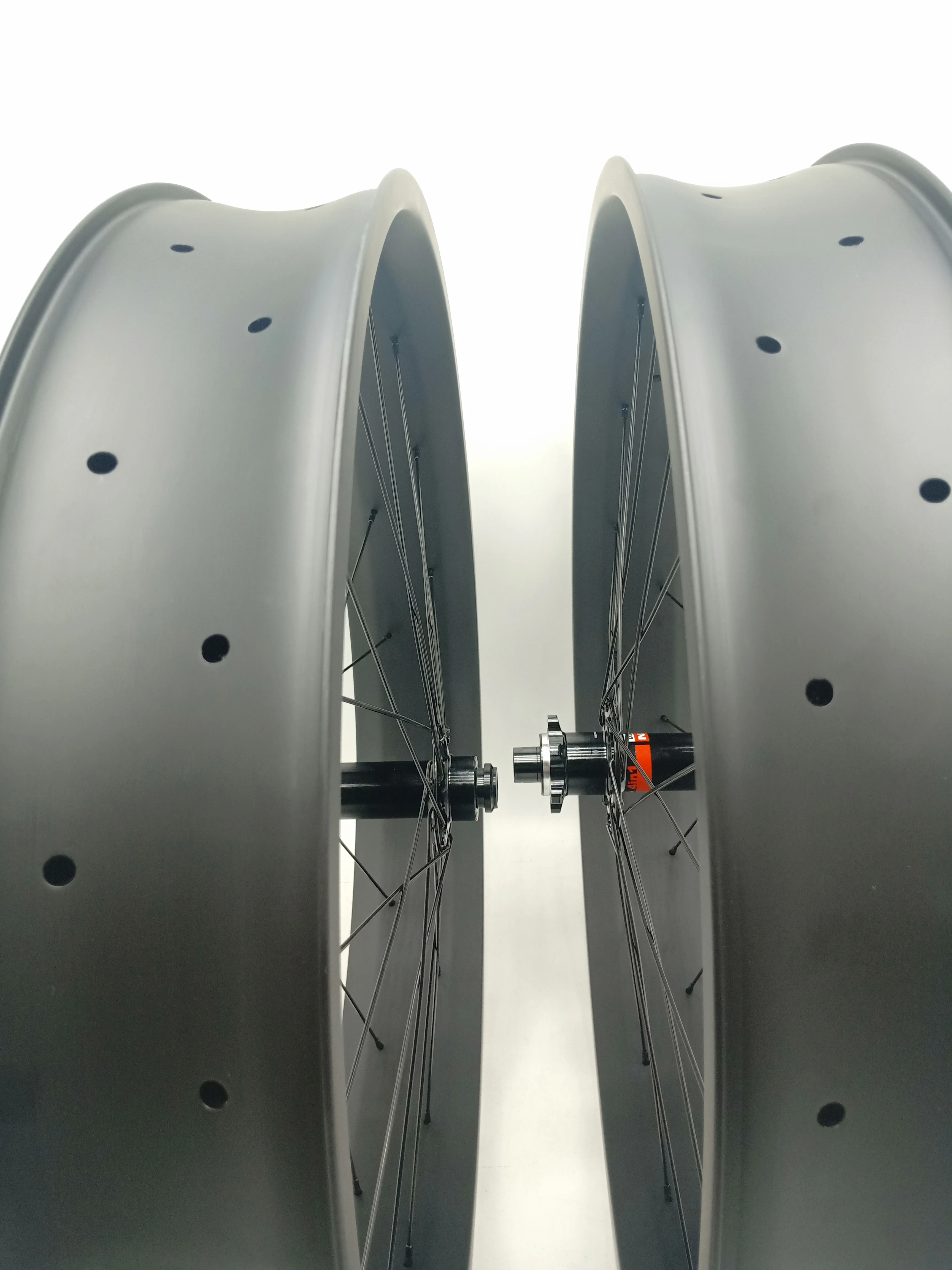 26er fat carbon bike wheels 100 мм x 25 передняя 150/135*15 Задняя 197/190*12 26 &quotnovatec Снежный песок