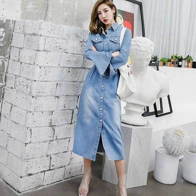 Облегающее однобортное милое джинсовое платье миди с длинным рукавом элегантное