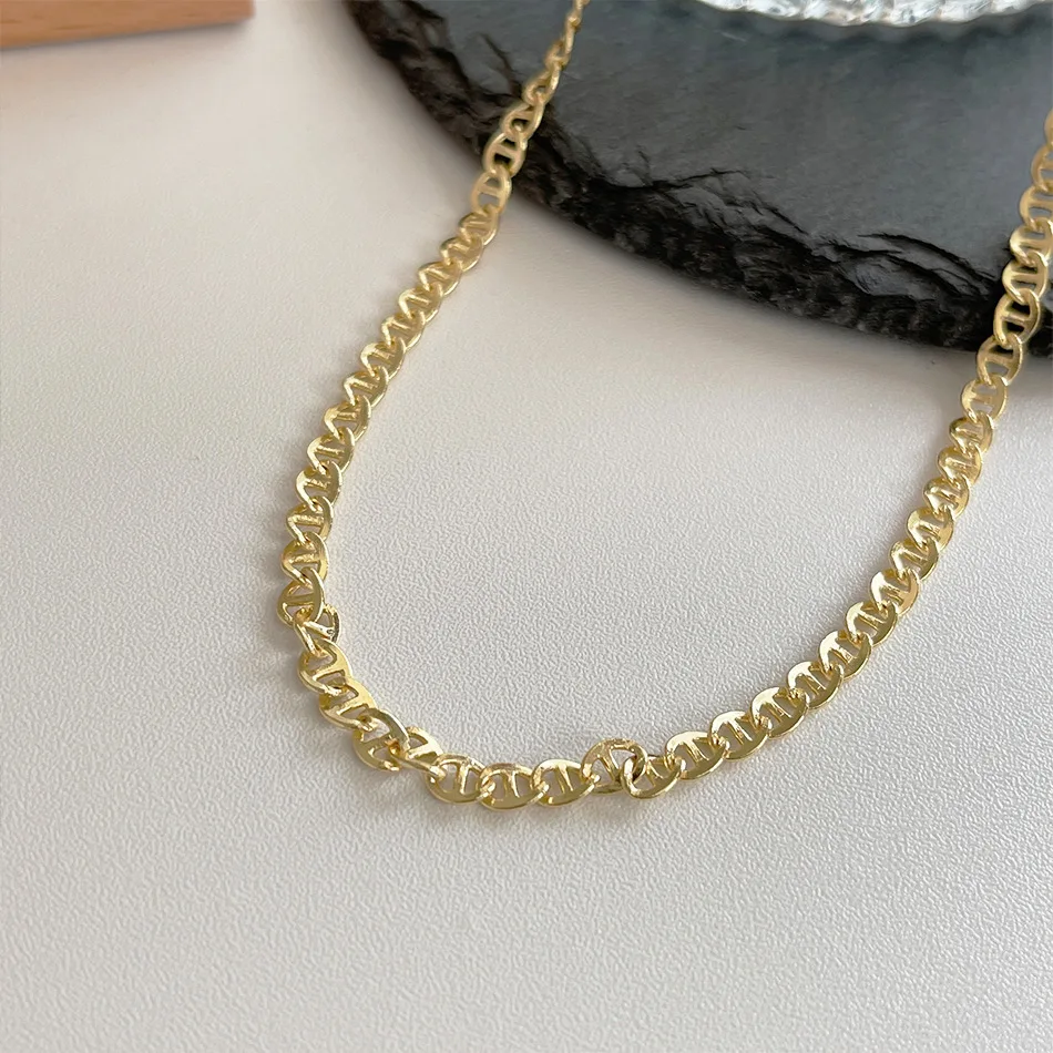 

Hip-hop Personality High-end Twisted Chain Pig Nose Necklace Ins Wind jewelry for Women Men Unisex Jewelry Gifts wholesale
