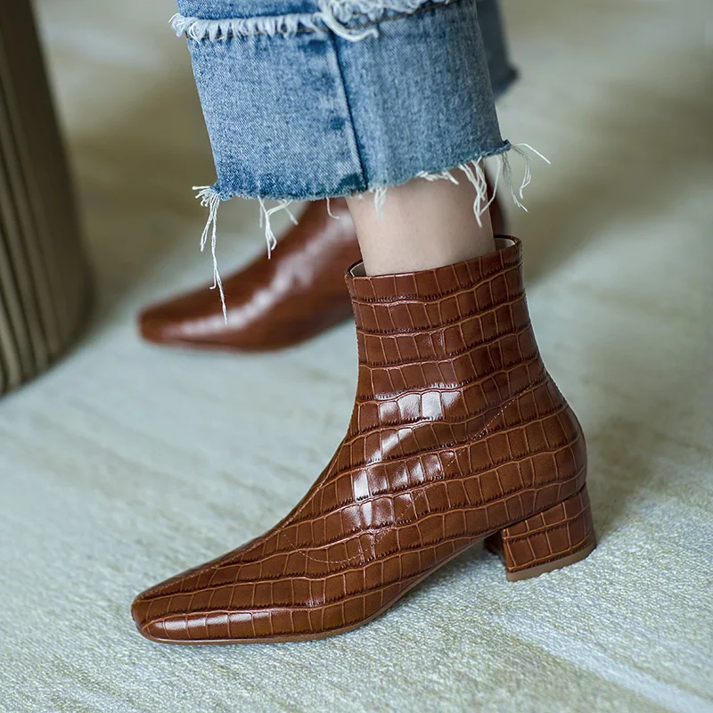 Женские ботинки Martin Mordoan из натуральной коровьей кожи с квадратным носком на