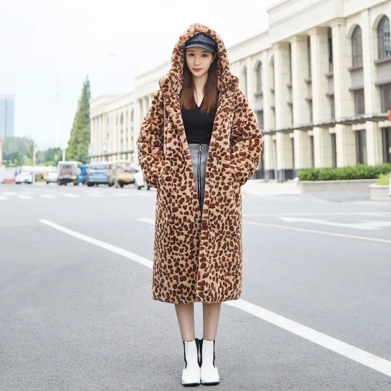 

New Winter Fashion Faux Fur Coat Women 2021 Leopard Print Long Hooded Jacket Imitate Rex Rabbit Loose Warm Outwear Female TT201
