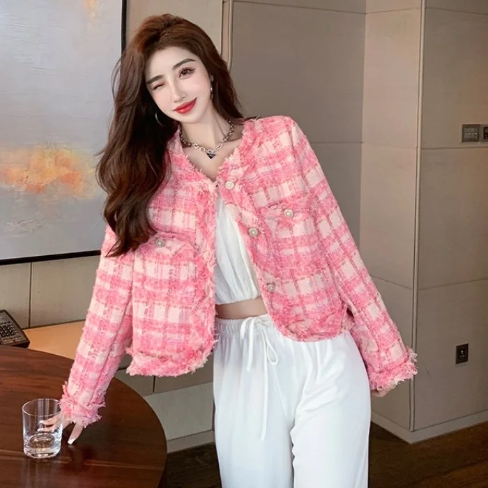 Женское короткое пальто с круглым вырезом розовое в стиле ретро осень 2021 |