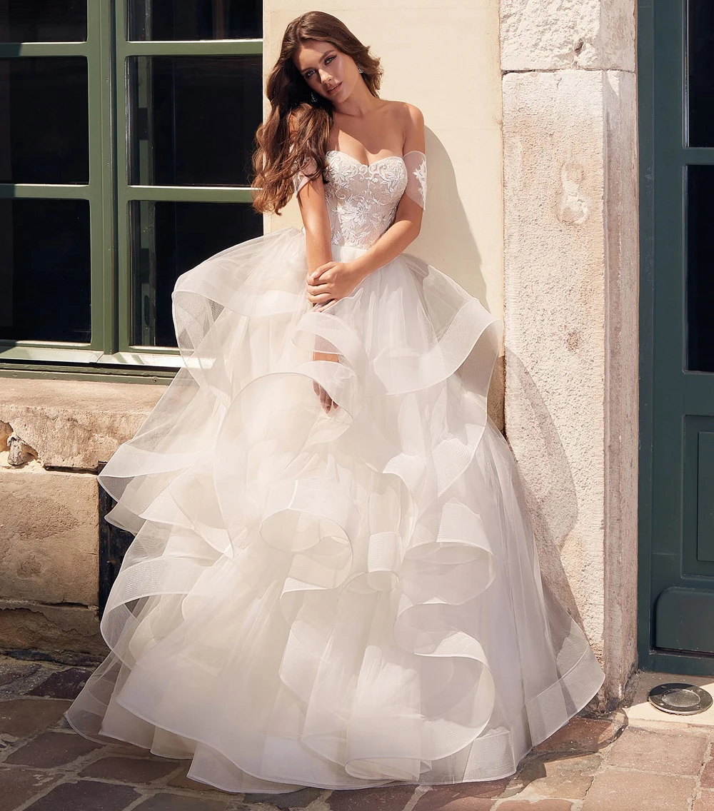 

Exquisite Off-shoulder Princess Wedding Dress with Appliques Cascading Ruffles Puffy Tulle Bridal Gown 2021 Vestidos de Novia