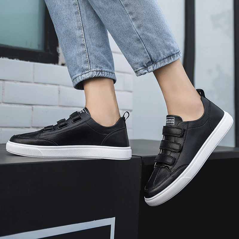 

Men's Shoes Spring 2021 Hook&Loop White Sneakers Men Comfortable Leather Casual Shoes Male Korean Version Soft Slip on Flats
