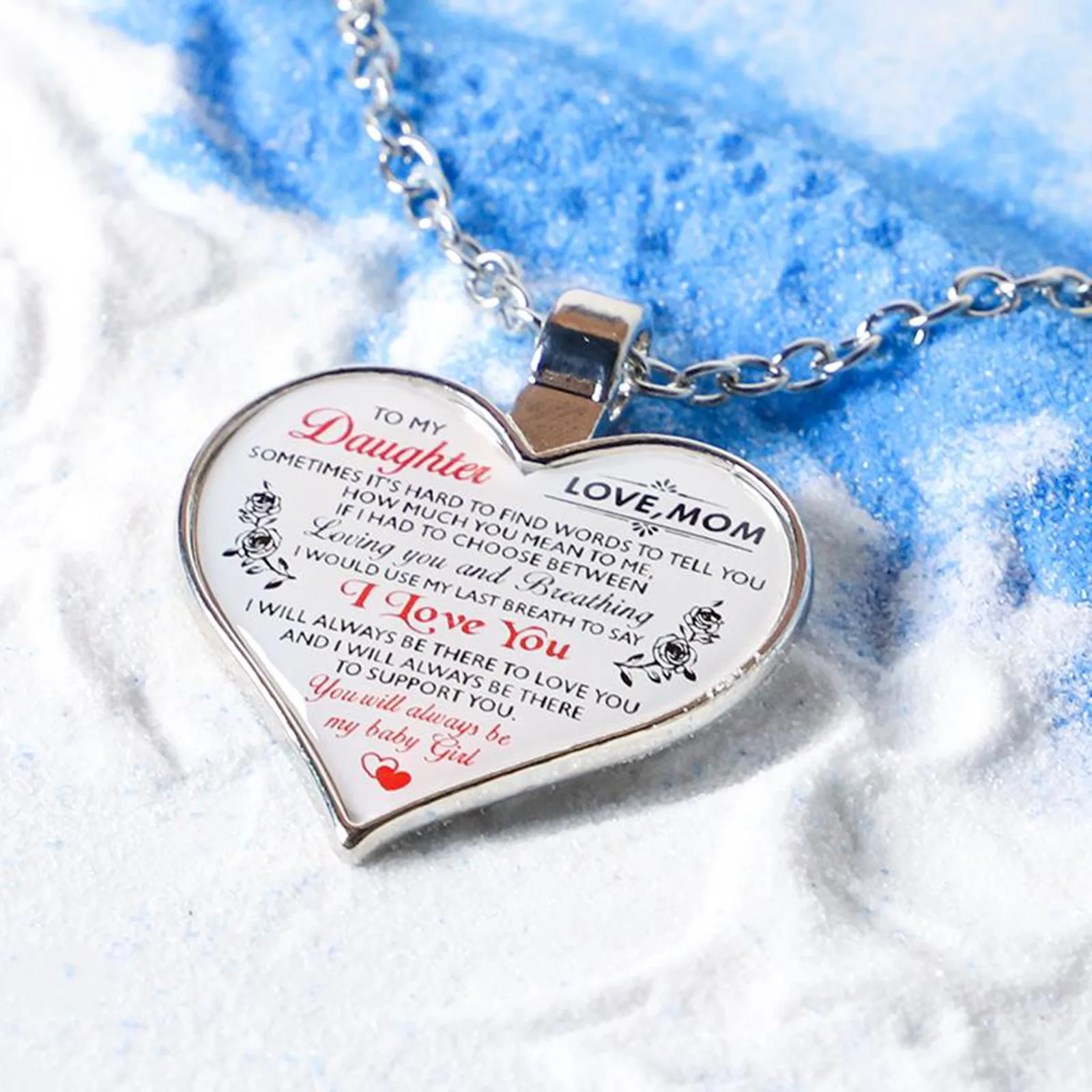 Женское ожерелье с подвеской в виде сердца |