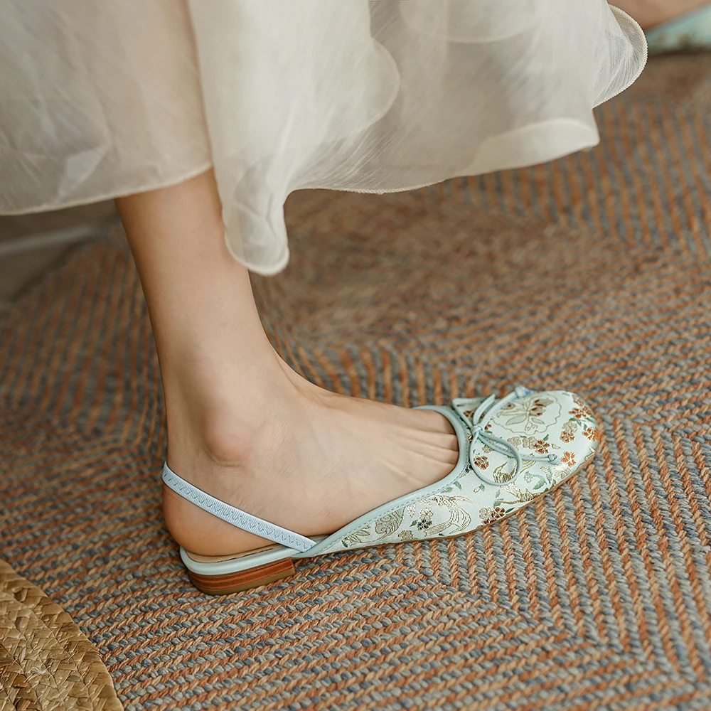 

Elegant High Quality Silk Embroidery Flats Women's Nude Muller Shoes Summer Ladies Casual Bow Flat Shoe Ladies Slingbacks 40