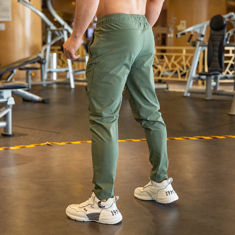 

Sportswear & Accessories