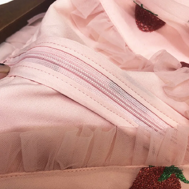 Платье женское Сетчатое с вышивкой французское облегающее клубничное пикантное