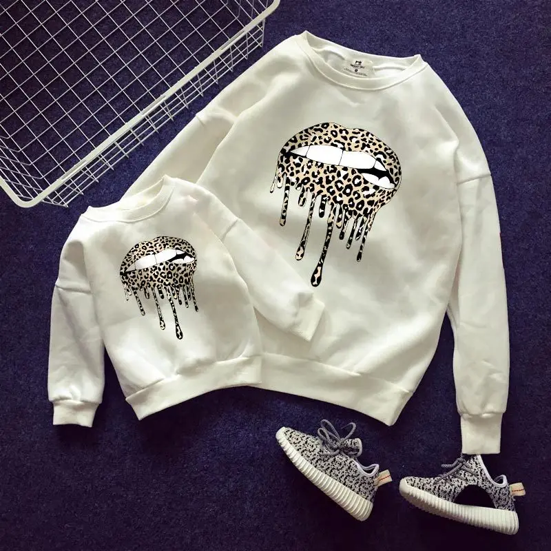 

2021 Family Matching Sweatshirts Cotton Mother Daughter Long Sleeve Cartoon Print Top Clothes Mommy And Me Casual Sweatshirt