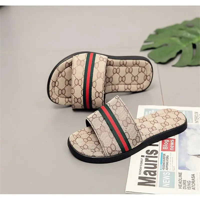 

British Style Summer Trend Slippers Summer One Line Sandals Men's Shoes mens slippers outdoor zapatos de hombre YX201