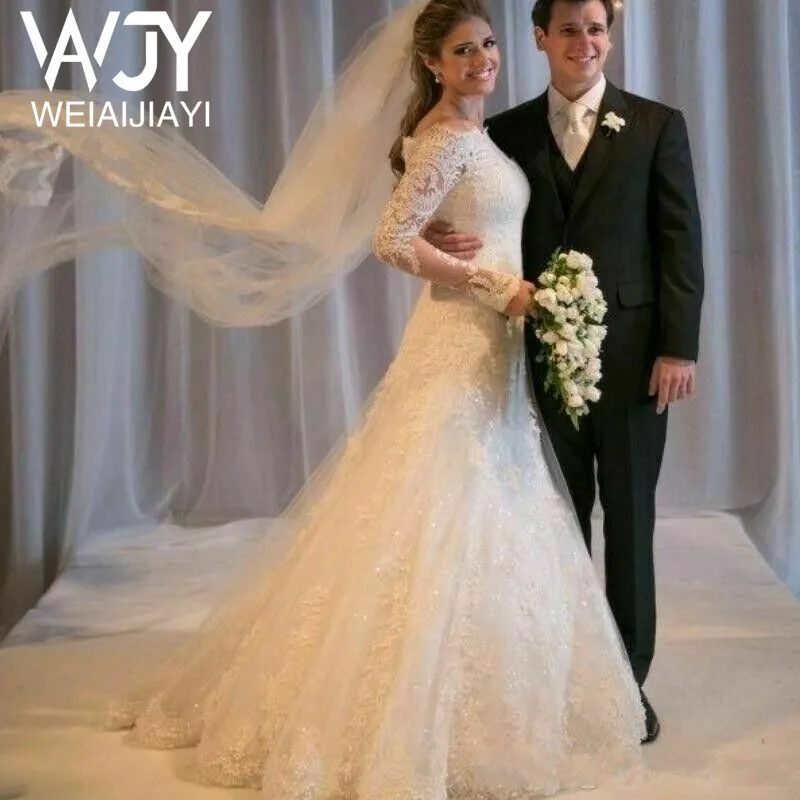 

Beautiful A Line Off Shoulder Boat Neck Wedding Dress With Long Sleeves Back Zipper Ruffles Sweep Train Bridal Dresses Skirt