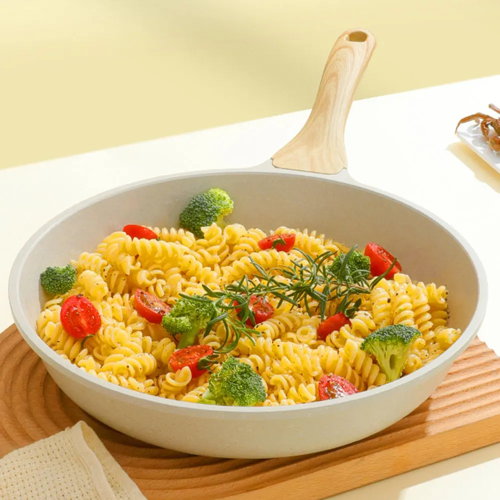 Сковорода антипригарная практичная с отверстиями под дерево для пикника | Дом и