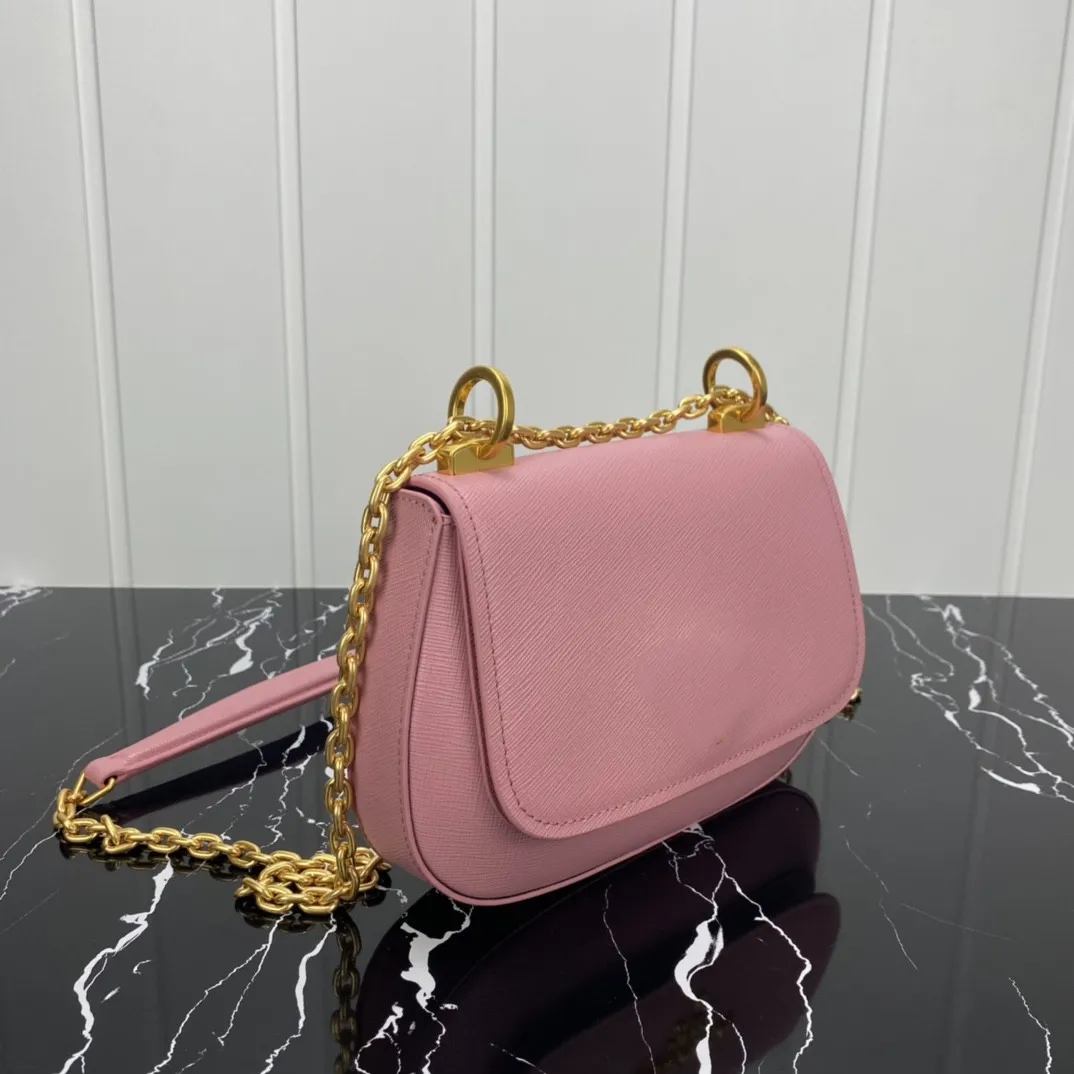 

Маленькая сумка Ins advanced sense, сумка-Седло в иностранном стиле, Известный Дизайн 2021, новая модная универсальная маленькая свежая сумка-мессенд...