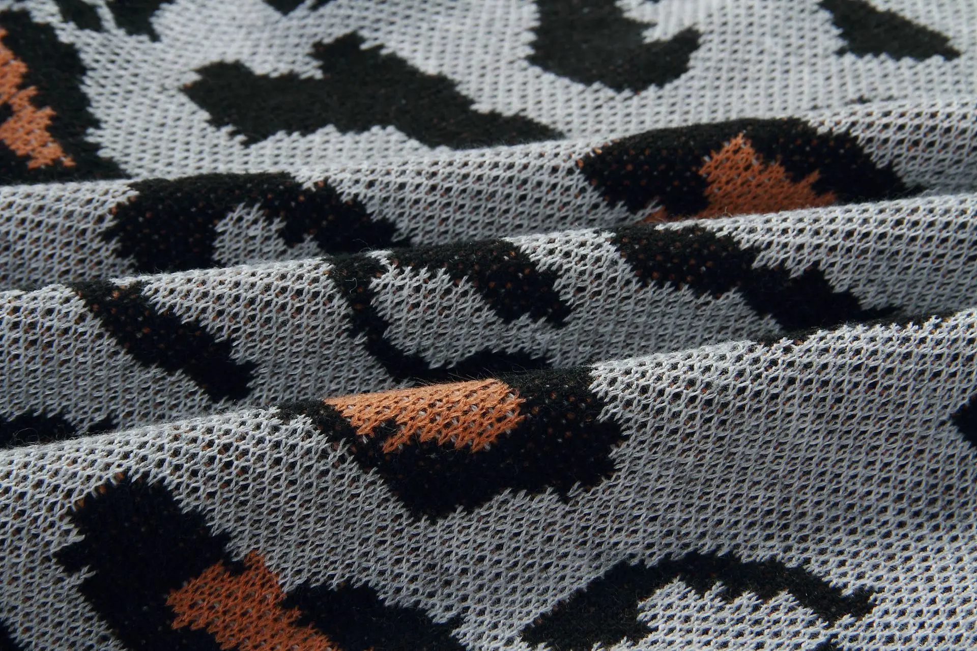 

2020 New Fashion Women's Sweater Long Sleeve Leopard Print Cardigan Pocket Slim Fall Winter Jacket Knitwear Women's Clothing