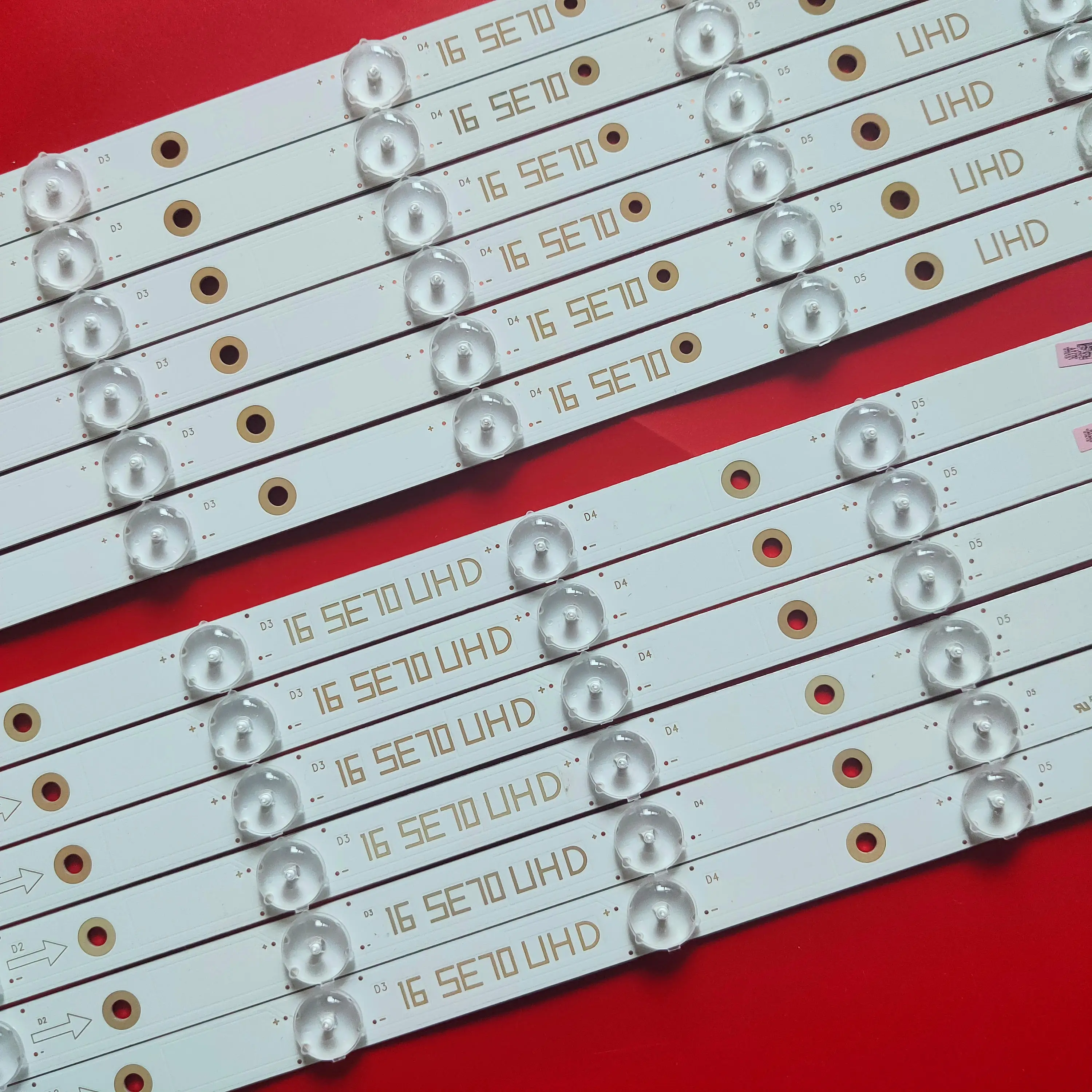 

New Kit 12 PCS LED Backlight strip for Vizio lftrvrct S700DUA-3 E70-E3 LB70006 V0 V1_01 16 5E70 UHD E465853 E349376