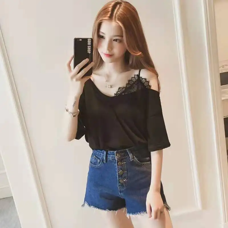

2021 Design Niche Short Sleeve T-Shirt Women's Summer Off The Shoulder Sexy Little Shirt Clavicle Slant Shoulder Top