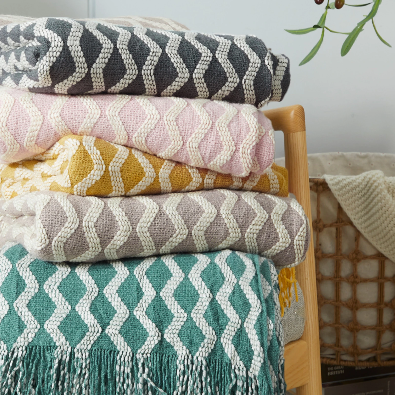 Плед вязаный с кисточками для дивана спальни | Дом и сад