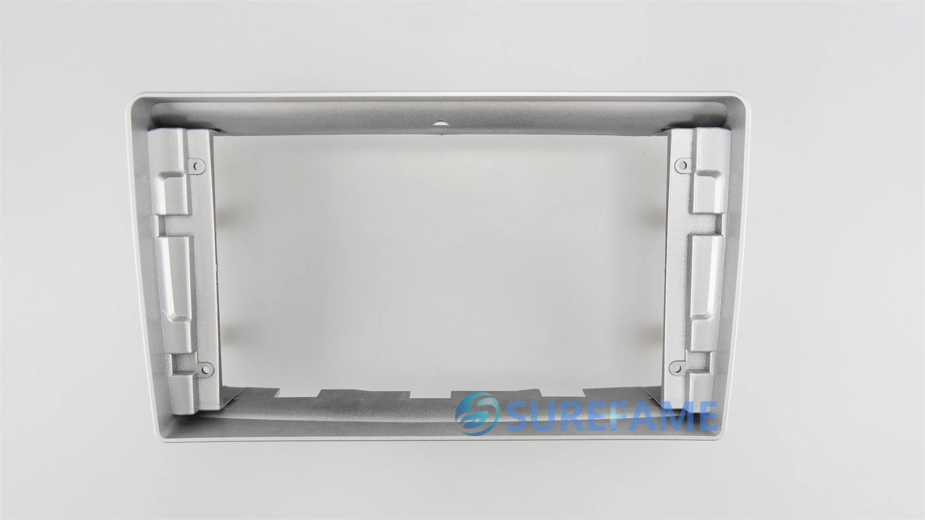 Панель радиоприемника автомобильная 9 дюймов для Toyota Avensis 2002-2008 (Серебристая) -