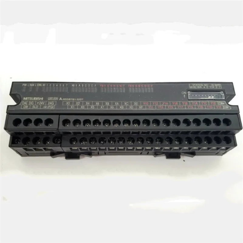 1 шт. Новый AJ65SBTB1 32DT Micro logix plc плата связи AJ65SBTB132DT год гарантии Доставка по всему