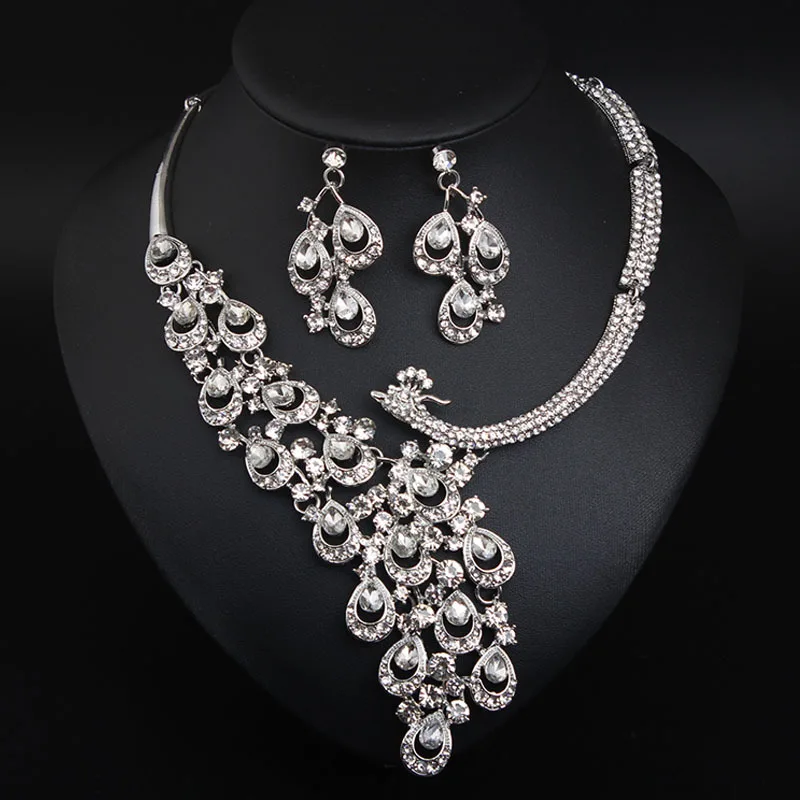 

European and American pop transparent crystal Peacock Necklace Earring Set bride banquet dress female exaggerated accessories