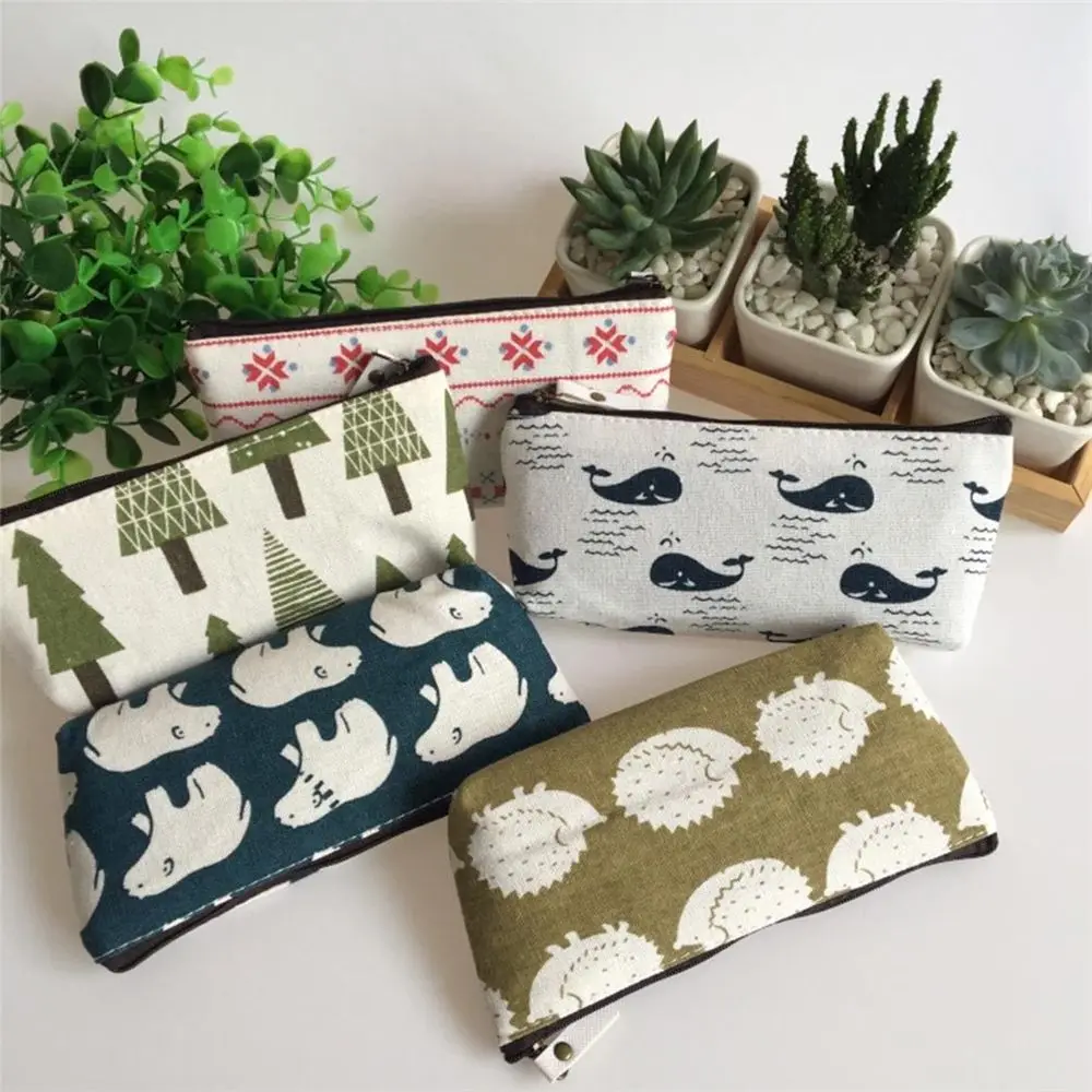 

Пенал для косметики на молнии, 1 шт.