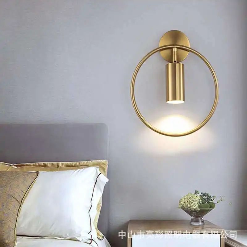 

Винтажный Хрустальный настенный светильник в стиле лофт, современные хрустальные железные светильники для коридора, гостиной, спальни, нас...