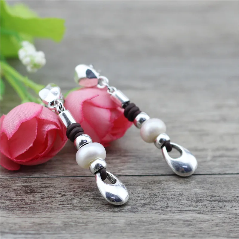 

Anslow Wholesale Retro New Jewelry Simulated Pearl Beads Handmade DIY Leather Water Drop Earring For Women Design Gift LOW0007E