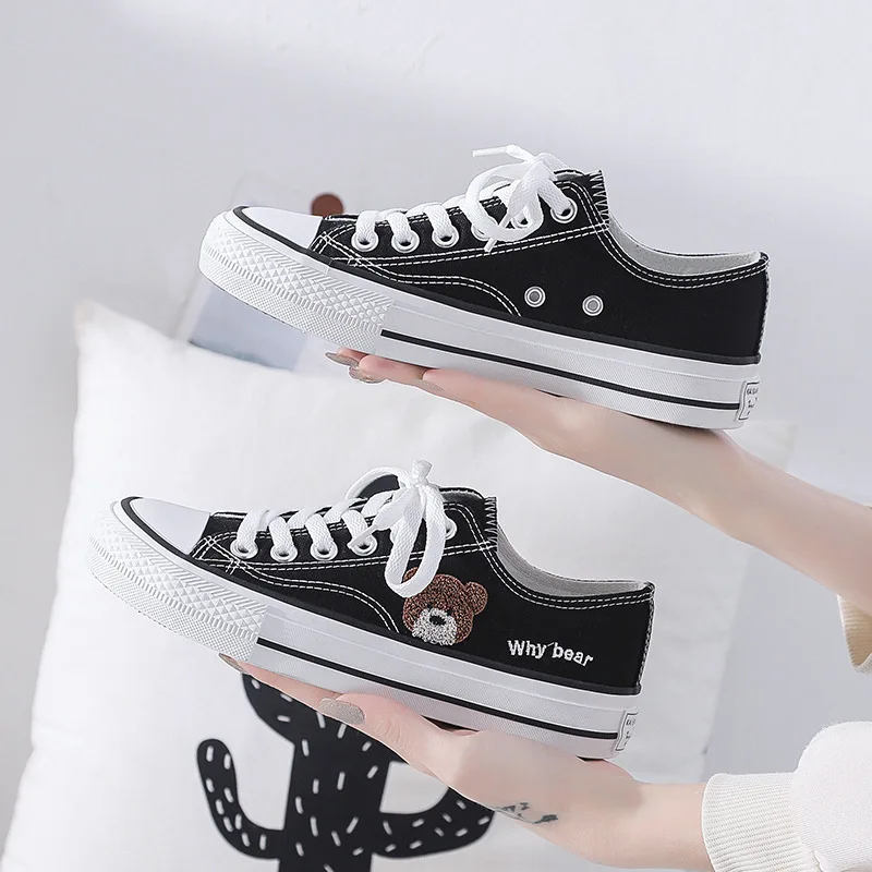 

2021 Spring Women Canvas Shoes Flat Bottom Girls Student Sneakers Casual Cute Bear Shoes Cartoon Gumshoes
