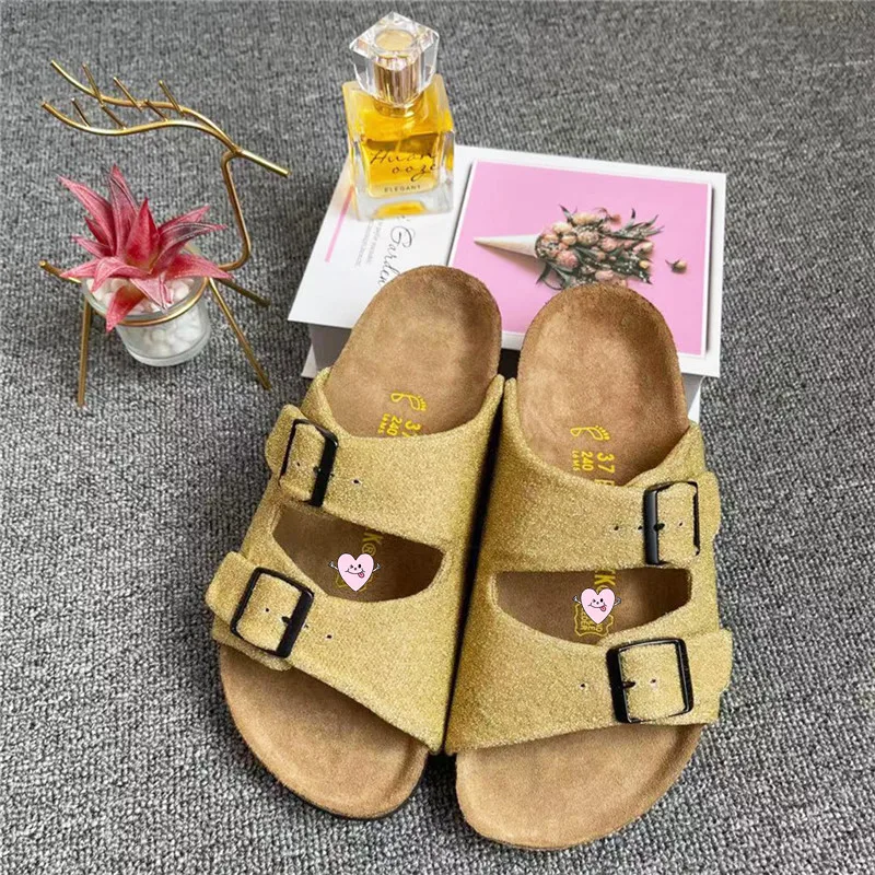 

2021 New Summer Slippers Ladies Beach Sandals Hollow Slippers Ladies Flip Flops Buckle Lightweight Sandals Outdoor Slippers