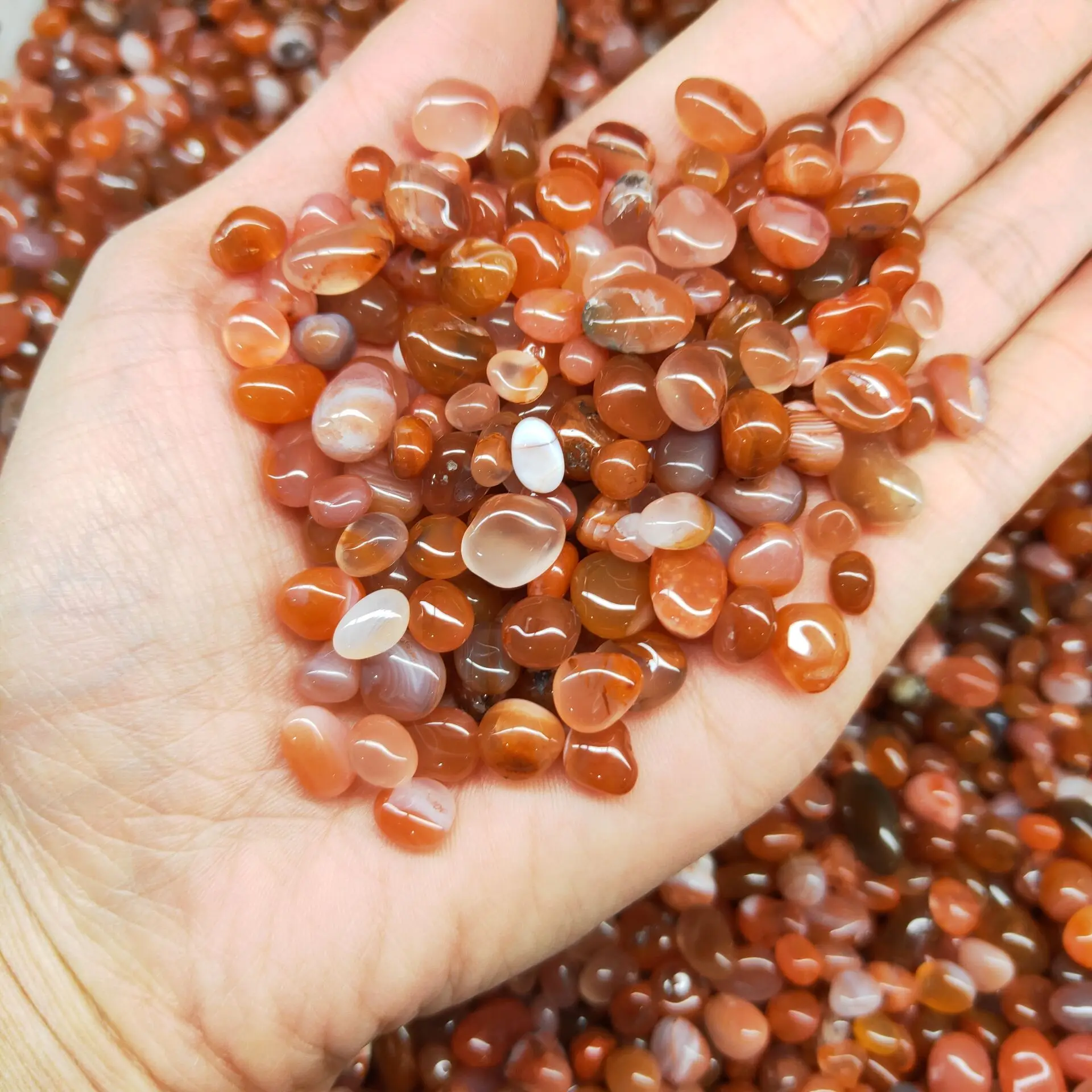 Натуральный Южно-красный агатовый гравий оригинальный камень очищающие