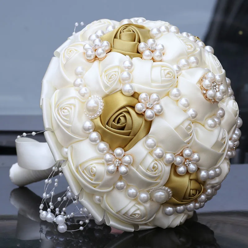 

Простой свадебный букет из жемчуга и кристаллов, свадебный букет цвета слоновой кости с золотыми бусинами, Шелковый атласный цветок, Искусс...
