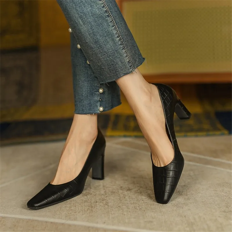 

2022 Spring Genuine Leather Pumps French Retro Stone Pattern Fashion Women Shoes Slip-On Square Toe High Heel Zapatos Para Mujer