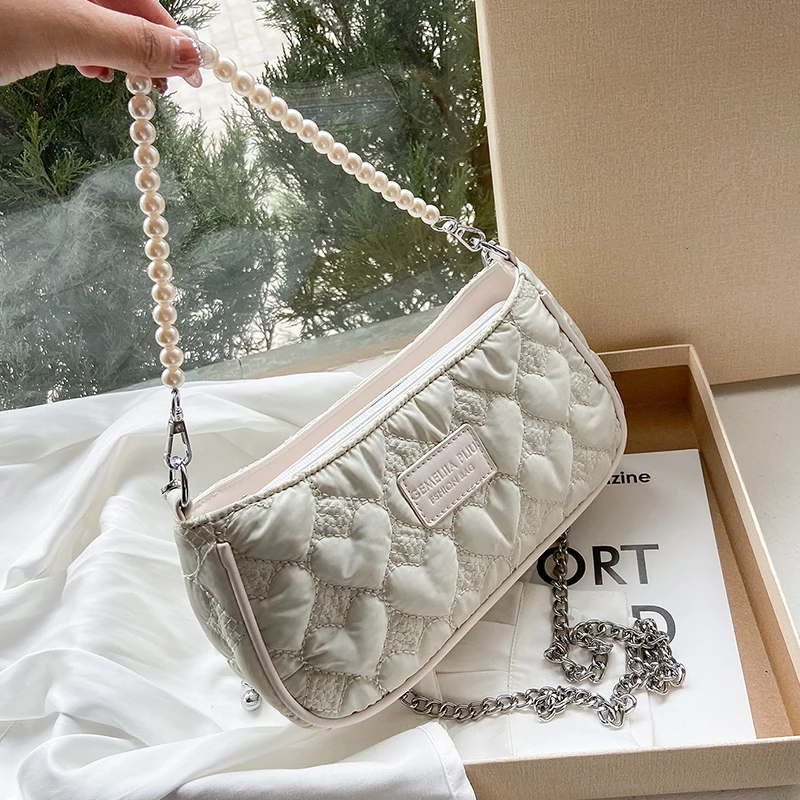 

Female Pearl Small Tote Bag 2022 Winter Nylon Women Casual Love Chains Shoulder Messenger Bag Ladies Fashion Party Phone Purses