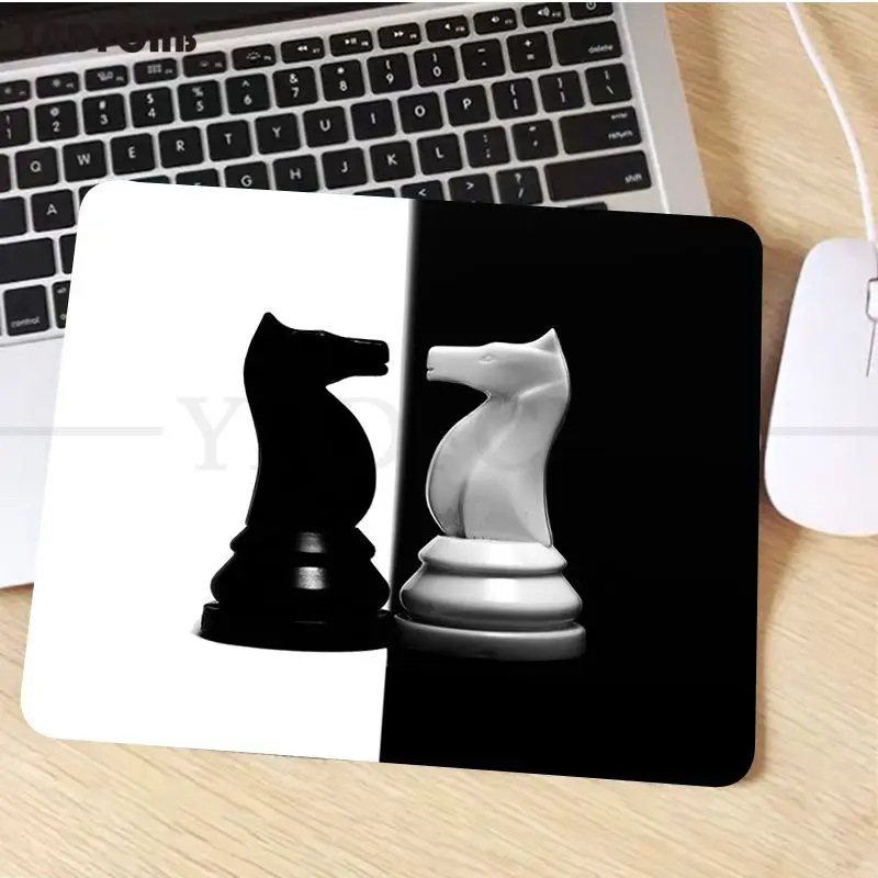 

Cool New Black and white chess Office Mice Gamer Soft Mouse Pad Top Selling Wholesale Gaming Pad mouse