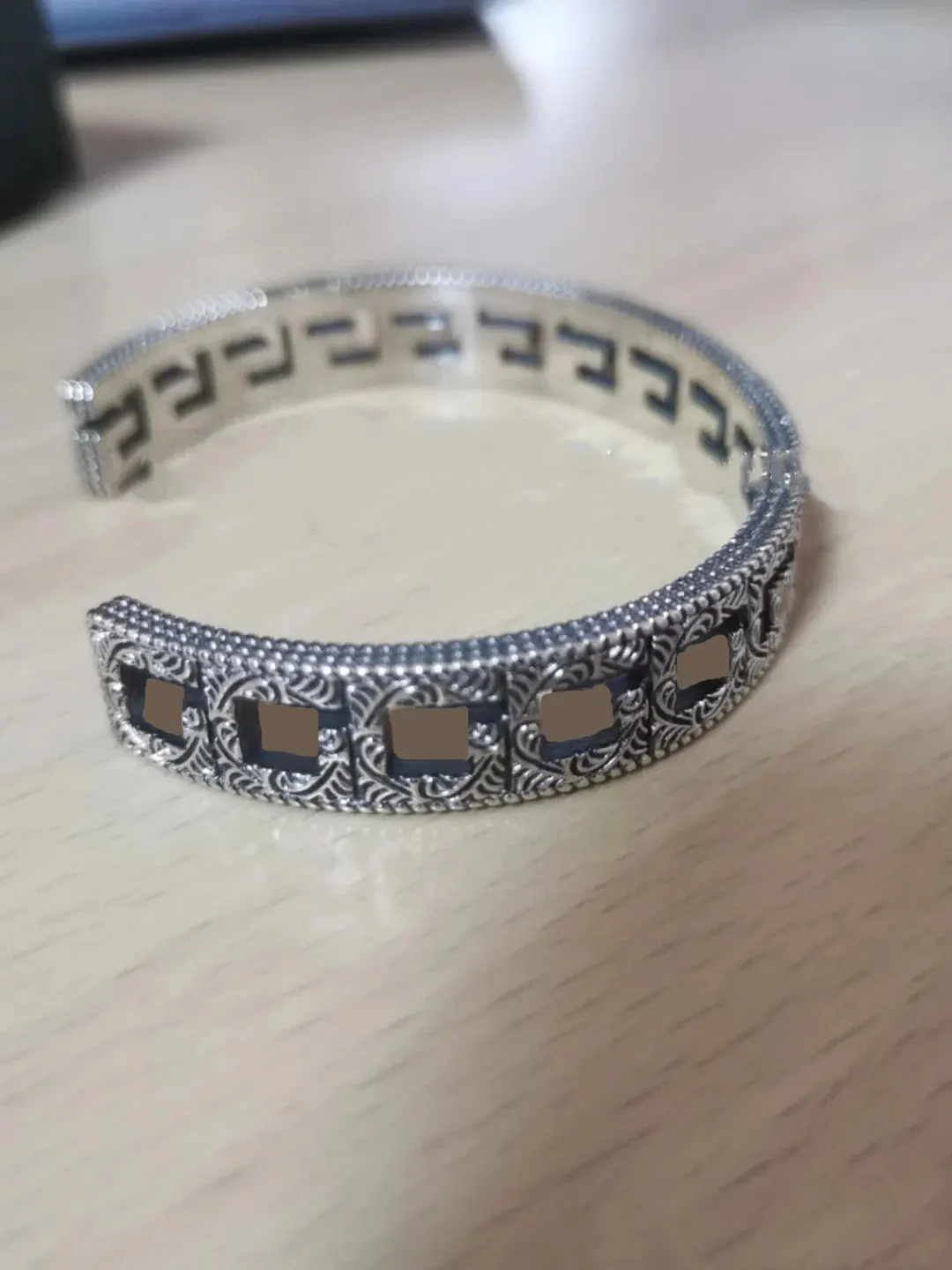 

Ms luxury retro bracelet, with letters, cuffs, restoring ancient ways is high quality accessories, new series in 2021