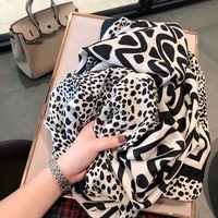2021 ladies fashion leisure leopard viscose scarf women luxury brand shawls and wraps cotton and polyester muslim hijab 18090cm