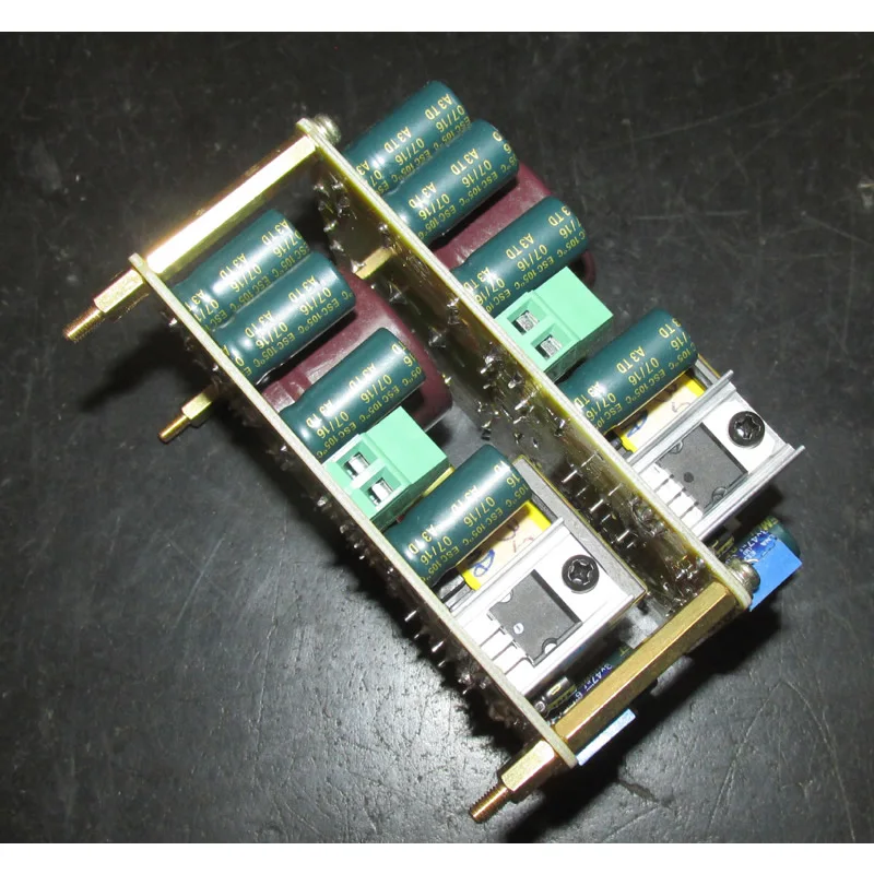 Высокоточная малопульсационная двухступенчатая регулируемая плата питания LG303G