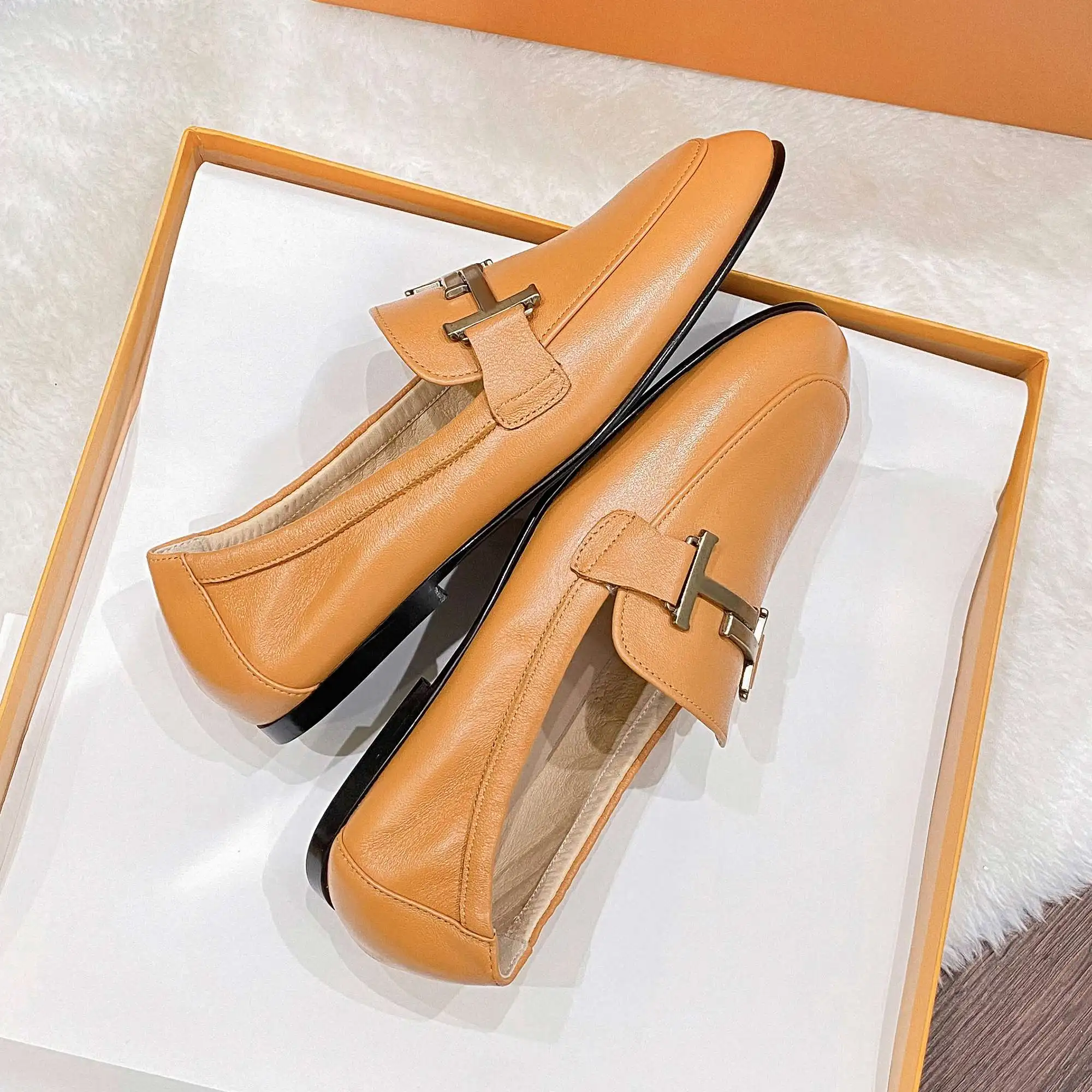 

Krazing Pot 2021 superstar cow leather slip on round toe women flats brand metal loafers ballet dancing brand driving shoes L08