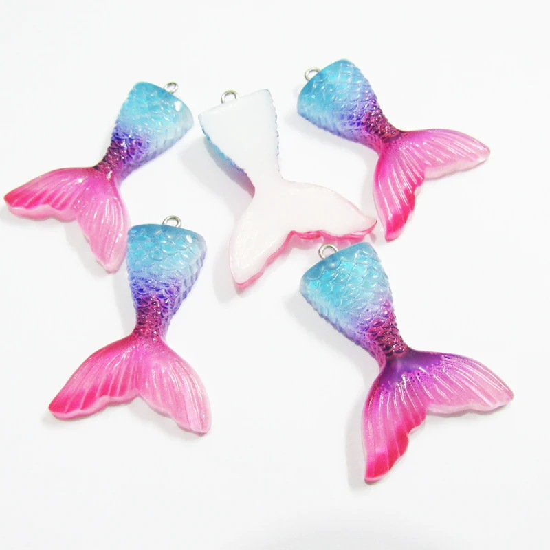 Newest!! 37MM*29 50pcs/lot Transparent Spray Hotpink/Purple/ Blue Resin Fish Tail Pendants For Chunky Summery Jewelry | Украшения и