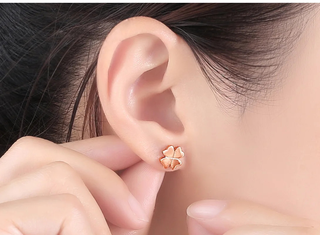 

Classic 4-Leaf Clover Flower 18K Real True Solid Gold AU750 Rose Stud Piercing Earrings for Women Lady Female Fancy Jewelry Gift