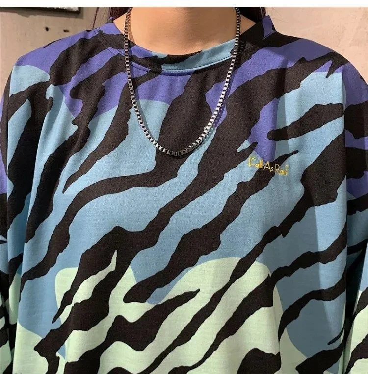 

High street style retro camouflage women's autumn 2020 new letter embroidery loose long-sleeved top trend