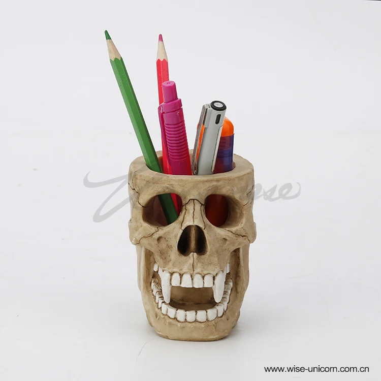 

Wei Ronnie craft new pen container + skull birthday present elegant home furnishing articles gift accessories